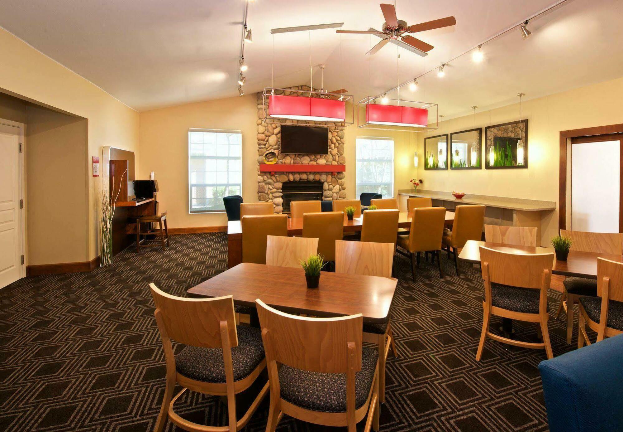 Towneplace Suites By Marriott Seattle Southcenter Kent Eksteriør bilde